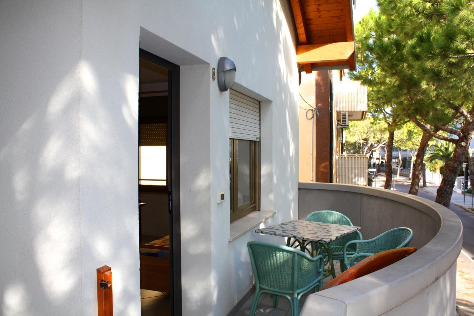 Villa Nodari Lignano Sabbiadoro Bagian luar foto