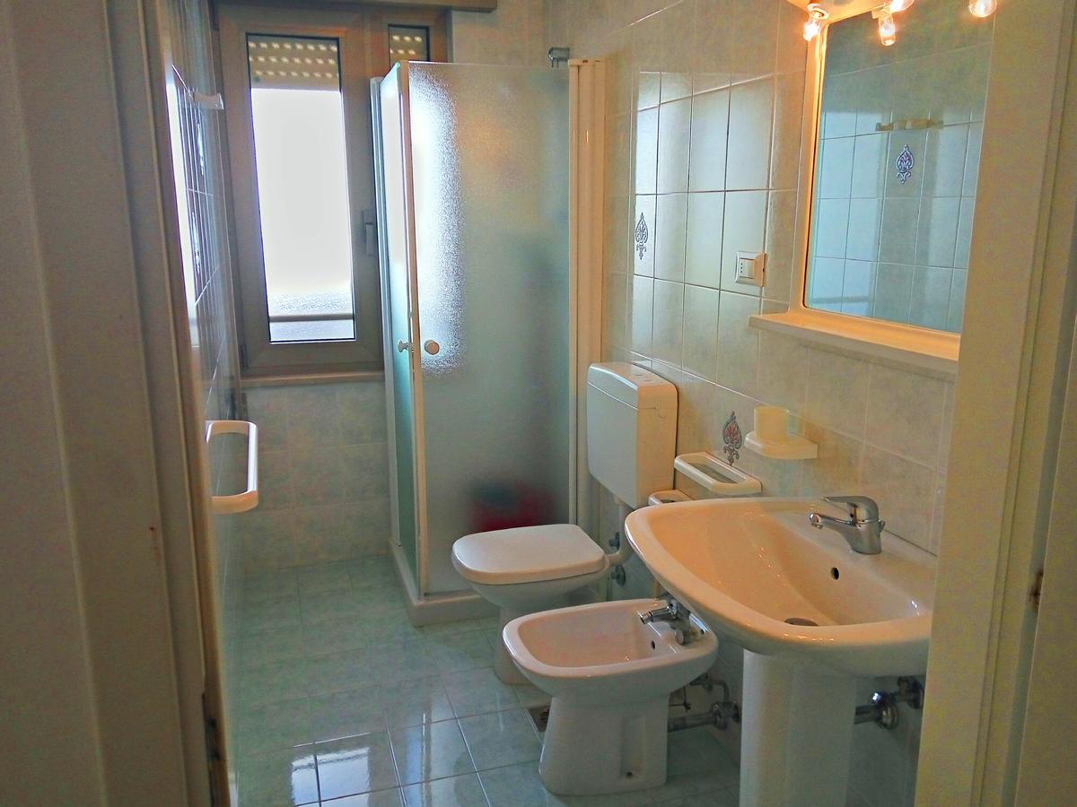 Villa Nodari Lignano Sabbiadoro Bagian luar foto