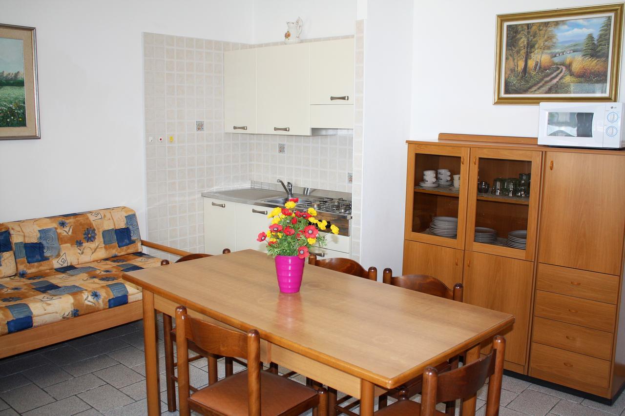 Villa Nodari Lignano Sabbiadoro Bagian luar foto