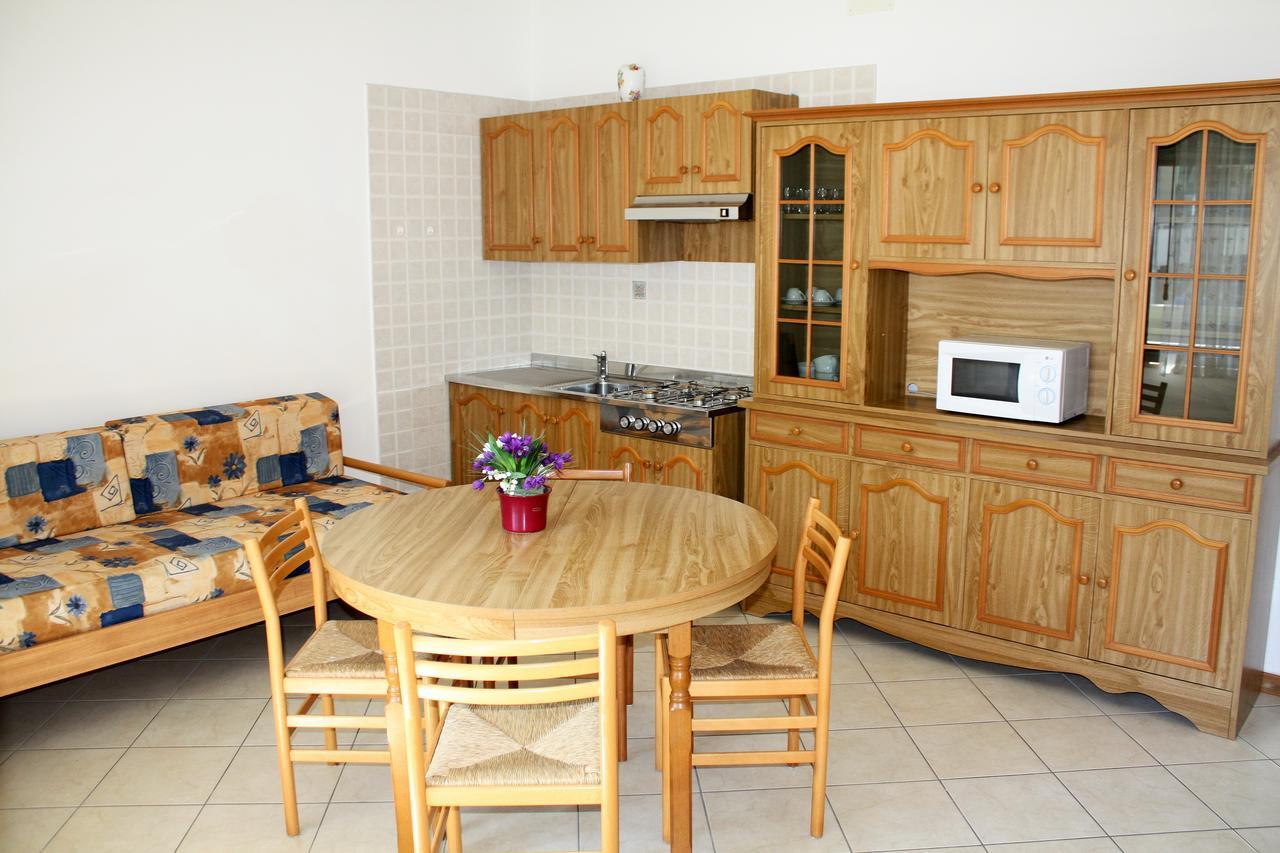 Villa Nodari Lignano Sabbiadoro Bagian luar foto