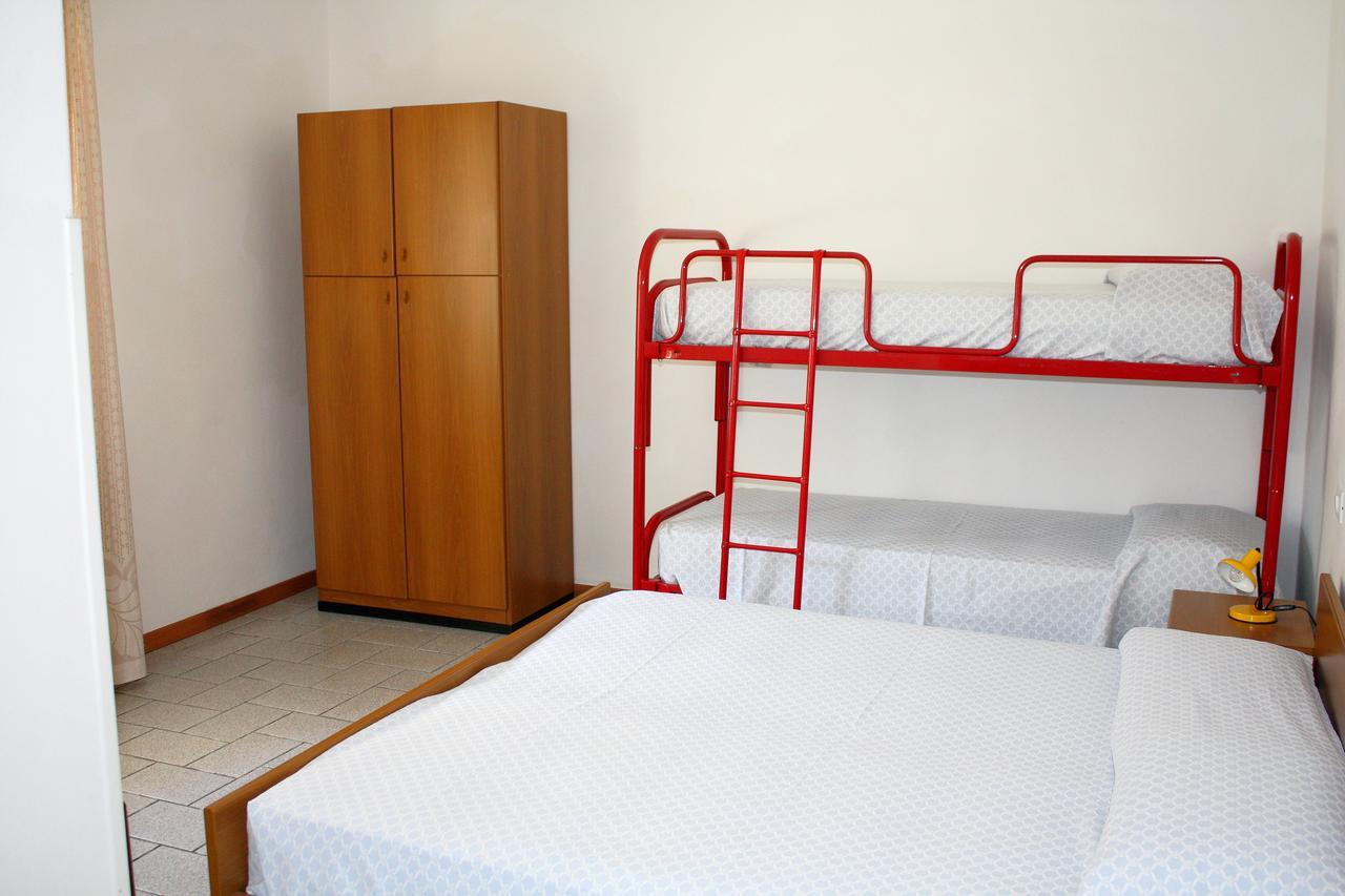 Villa Nodari Lignano Sabbiadoro Bagian luar foto