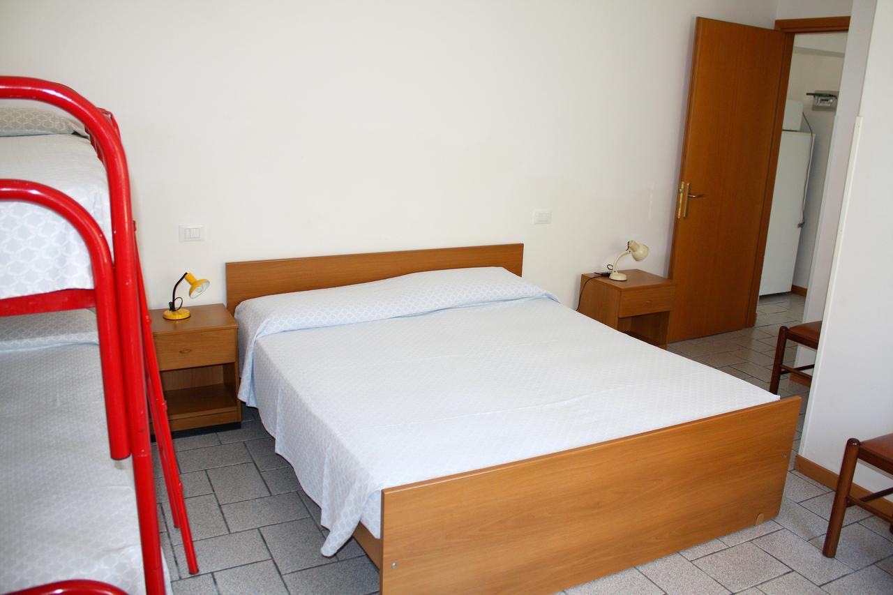 Villa Nodari Lignano Sabbiadoro Bagian luar foto